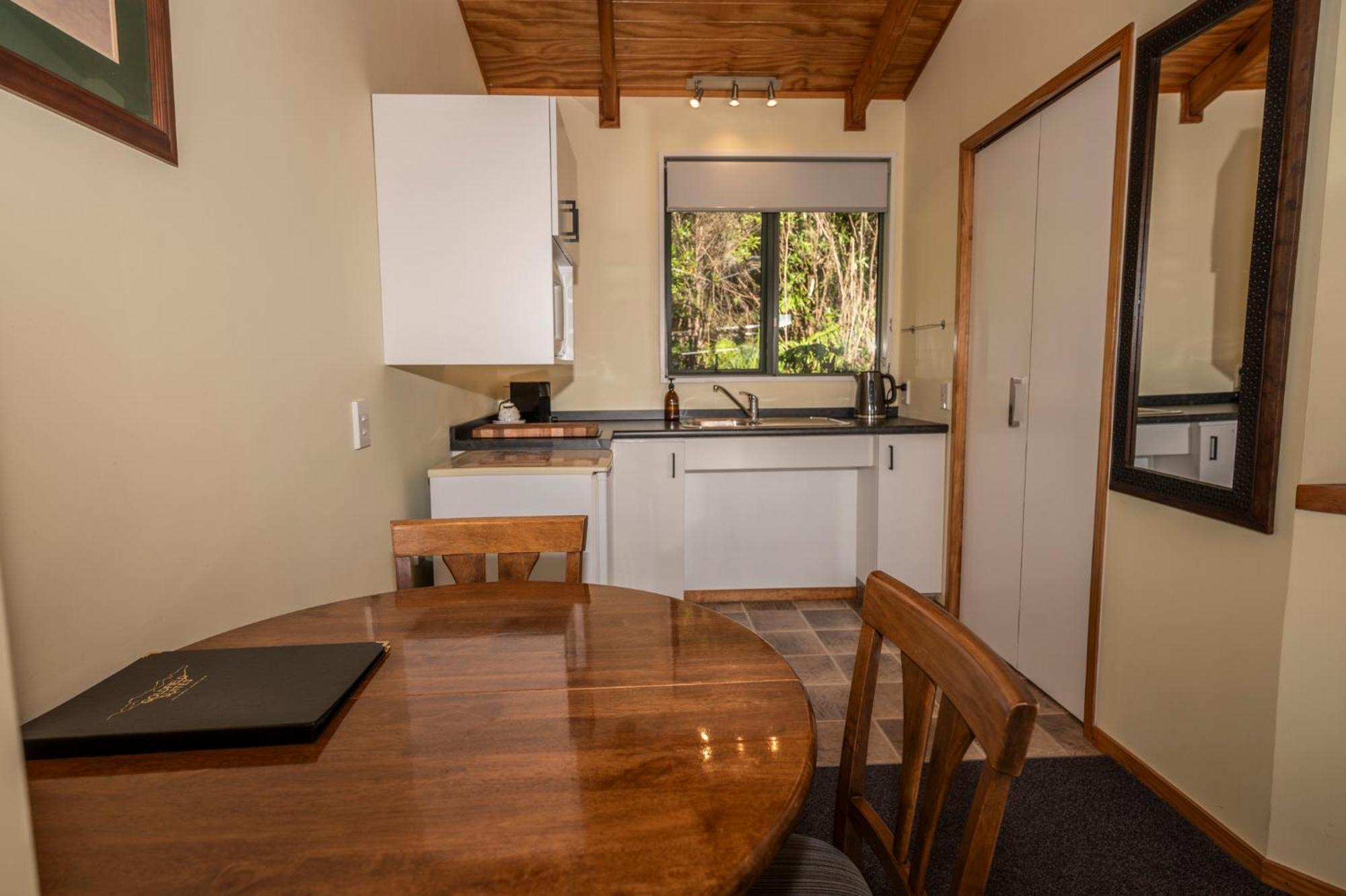 Goldfield Suites Greymouth Ruang foto