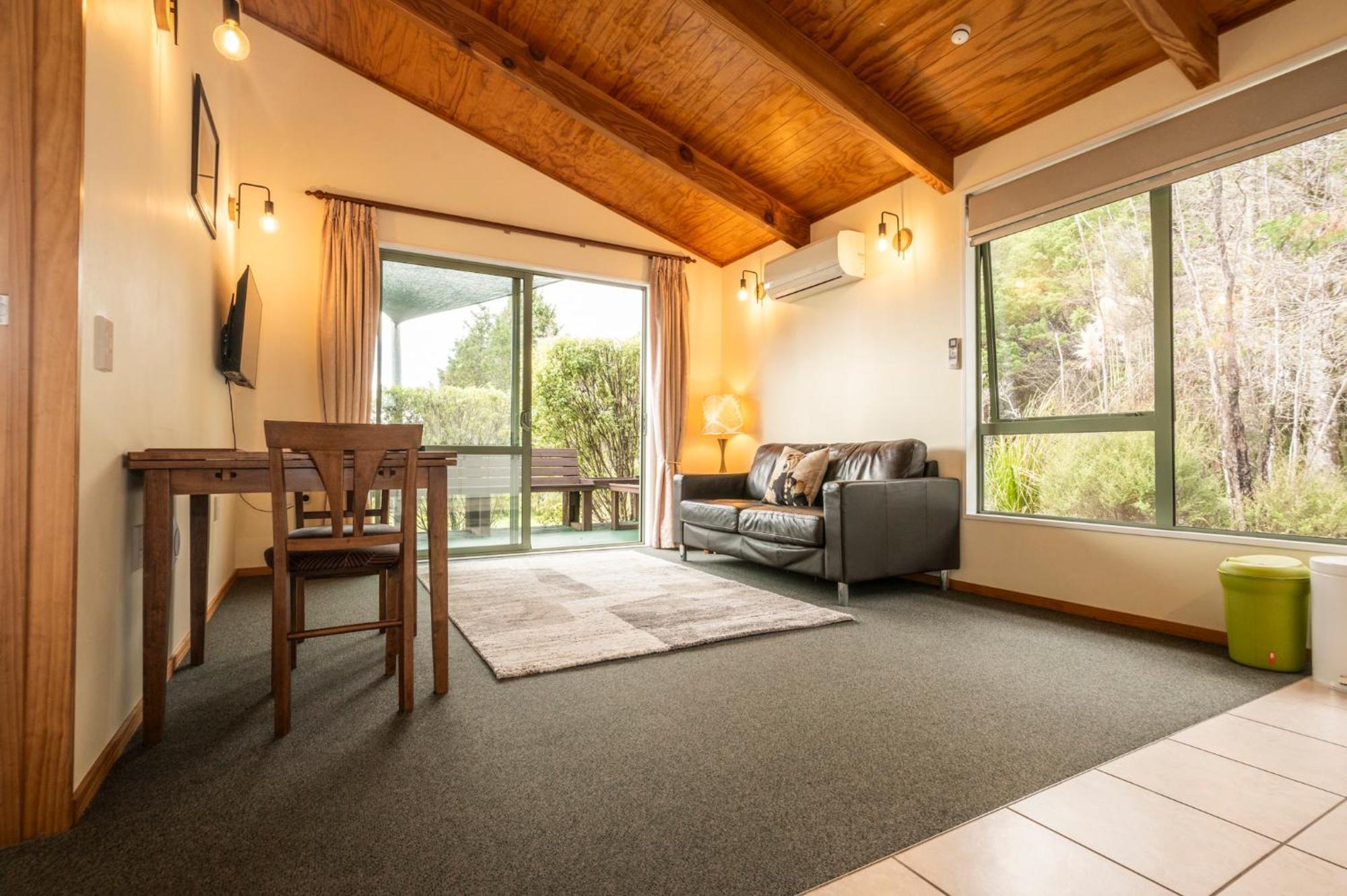 Goldfield Suites Greymouth Bagian luar foto